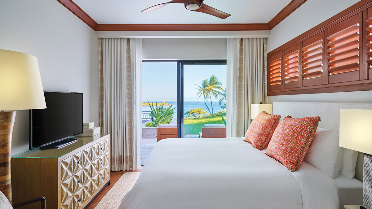 Laola guest bedroom